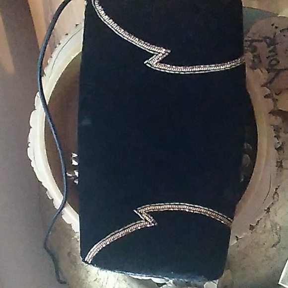 β Vintage BLACK VELVET CLUTCH BEADED VNVC - Picture 2 of 16
